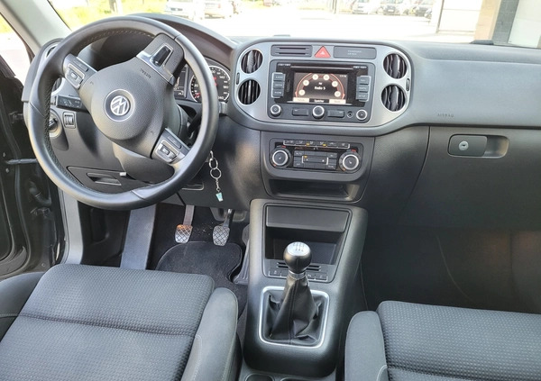 Volkswagen Tiguan cena 36800 przebieg: 239000, rok produkcji 2010 z Olecko małe 326